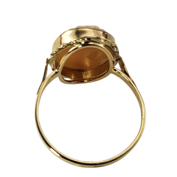 14 Karat Yellow Gold Cameo Ring Size 5.75 #20578 - Picture 5 of 8